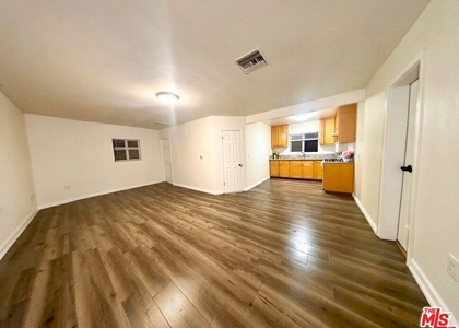 4343 W 4th Street - Photo 1