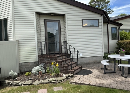 31 Cottage Drive - Photo 1