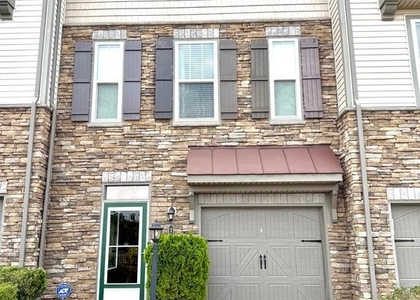 203 Spotswood Street - Photo 1