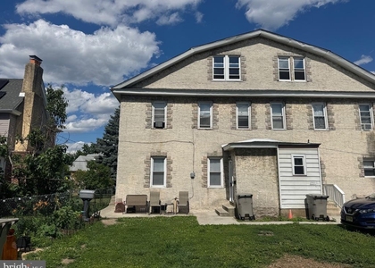 694 N Delaware Street - Photo 1