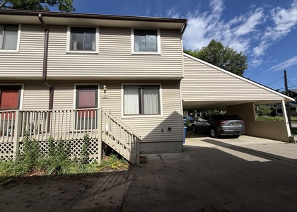 1707 Dexter Avenue - Photo 1