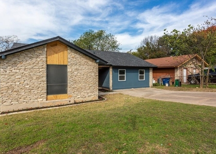 9604 Crown Ridge Dr - Photo 1