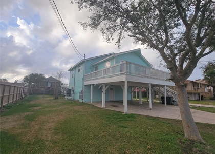 1010 22nd Street - Photo 1