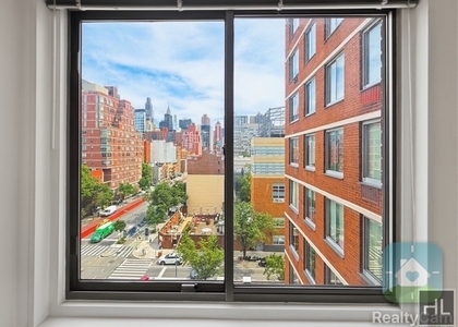 2 Avenue - Photo 1