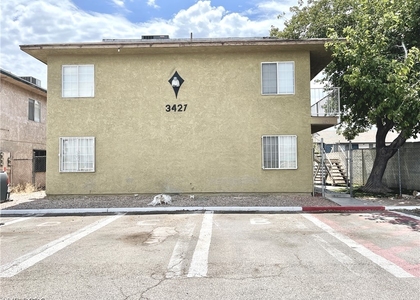 3427 E Cheyenne Avenue - Photo 1
