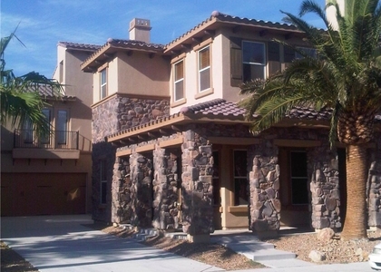 469 Via Palermo Drive - Photo 1