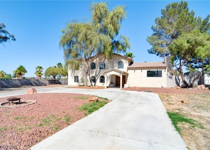 7640 Spencer Street - Photo 1