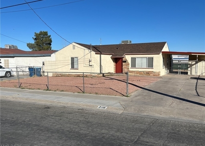 118 Ash Street - Photo 1