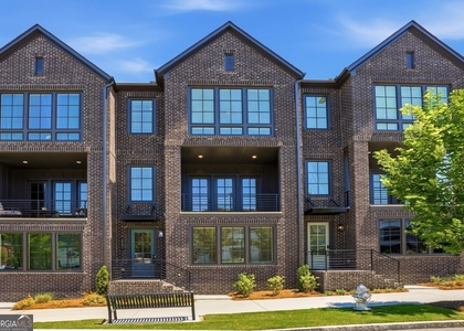2597 Mackintosh Nw - Photo 1