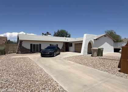 6410 W Purdue Avenue - Photo 1