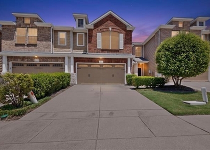 8712 San Bernard Street - Photo 1