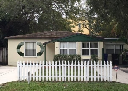 410 Sw 7th Street - Photo 1