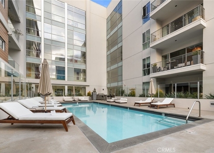 6735 Yucca - Photo 1