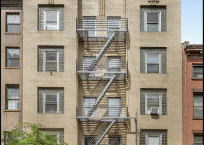 115 East 31st Street - Photo 1