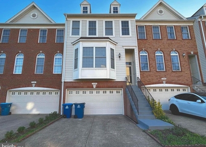 25285 Nesting Square - Photo 1