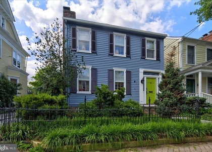 14 W Delaware Avenue - Photo 1