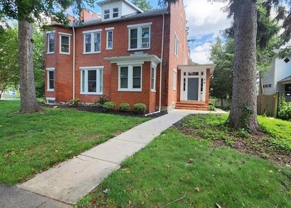 316 Upper College Terrace - Photo 1