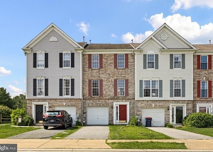 22 Crenshaw Court - Photo 1