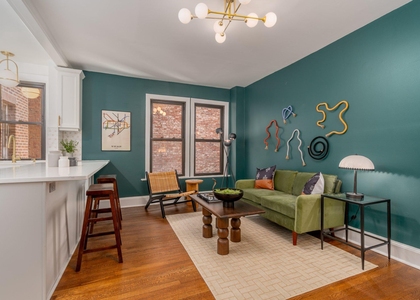 1915 16th Street Nw - Photo 1
