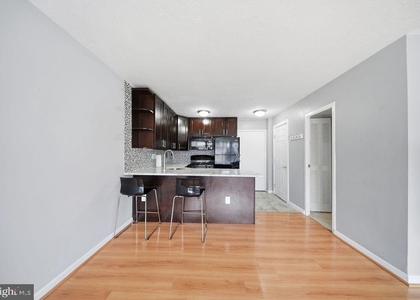 922 24th Street Nw - Photo 1