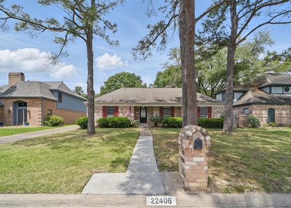 22406 Prince George Street - Photo 1