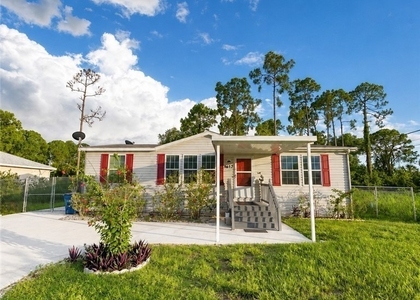 3617 66th Street W - Photo 1