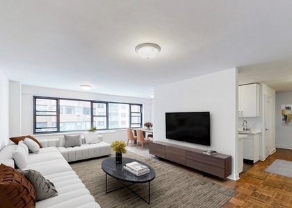 East 56 Street - Photo 1