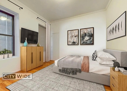 East 91 Street - Photo 1