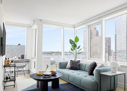 West 38th Street - Photo 1