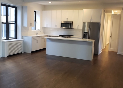 West 55 Street - Photo 1