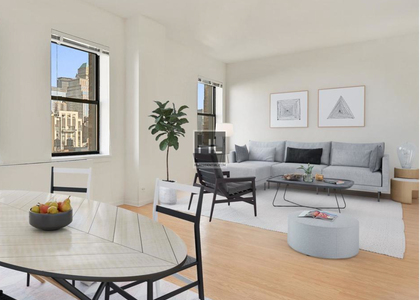 West 34th Street - Photo 1