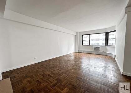 East 69 Street - Photo 1