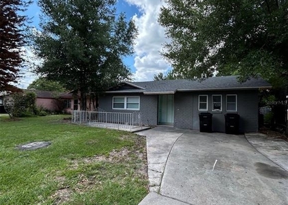 625 19th Street - Photo 1