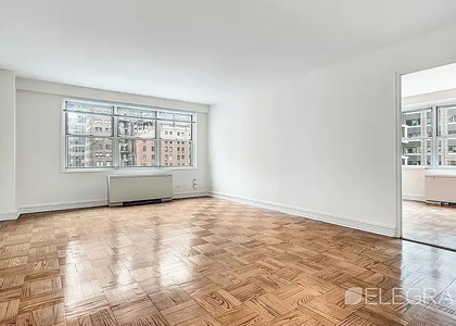  8th Avenue - Photo 1
