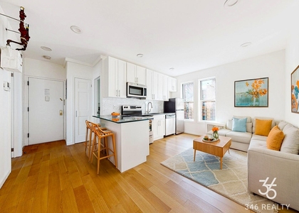 103 Thayer Street - Photo 1