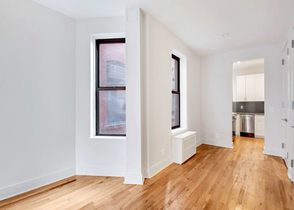 West 45th Street - Photo 1