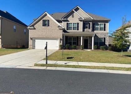 5650 Mirror Lake Drive - Photo 1