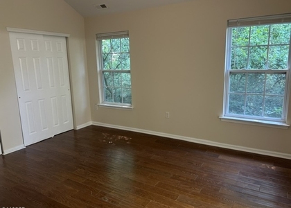 310 Winding Hill Dr - Photo 1