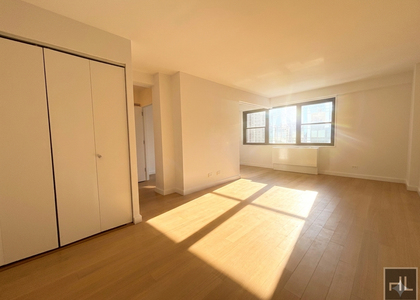 East 39th Street - Photo 1