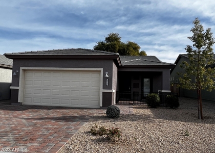 8017 S 6th Drive - Photo 1