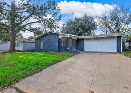 2504 S Fielder Road - Photo 1