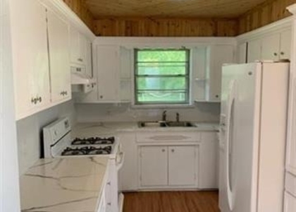 612 E Orange Street - Photo 1