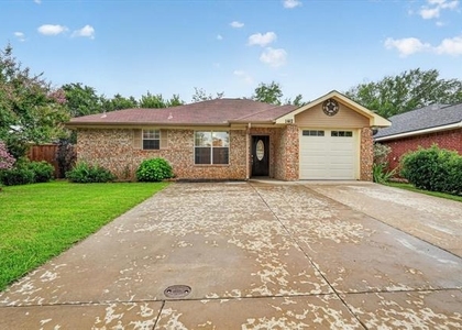 1412 Paco Trail - Photo 1