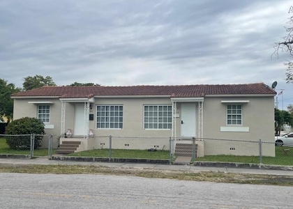 2802 Sw 36th Avenue - Photo 1