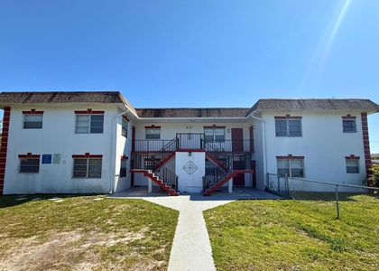432 Nw 42nd Street - Photo 1