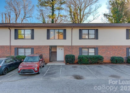 525 12th Street Sw - Photo 1