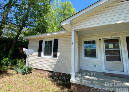 1507 Jamaica Road - Photo 1