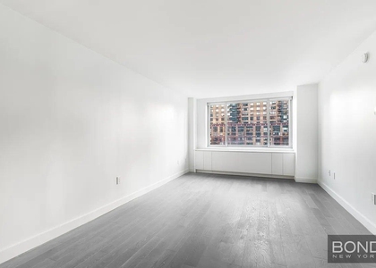 West End Avenue - Photo 1