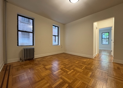 615 Fort Washington Avenue - Photo 1