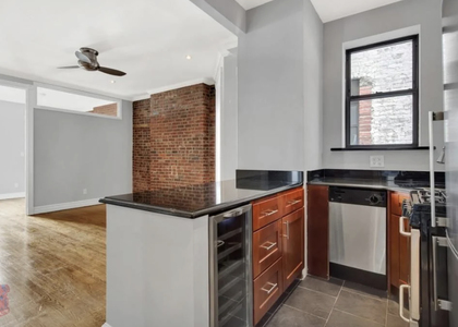 Mott Street & prince st - Photo 1